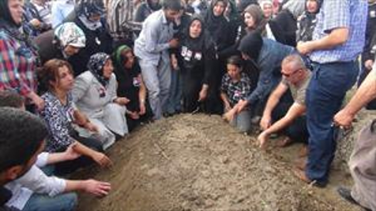 Şehit Polis Şahin Sevilmiş, Iğdır'da Toprağa Verildi F5Haber