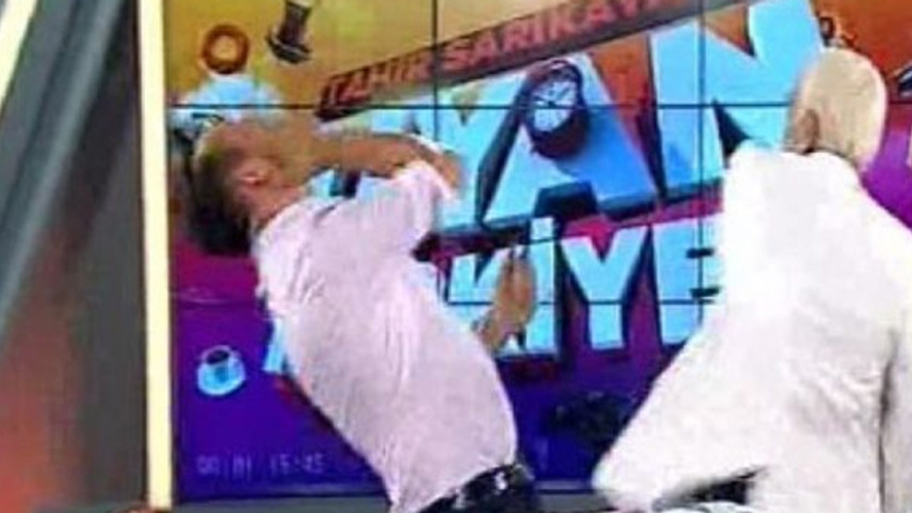Beyaz TV sunucusu canlı yayında dayak yedi! F5Haber