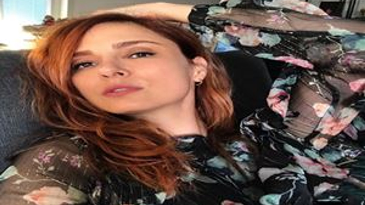 Mine Tugay�ın estetiksiz hali şaşırttı F5Haber
