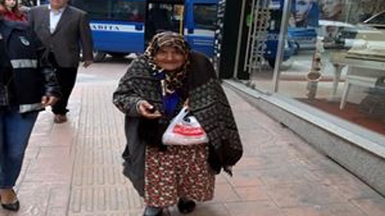 6 günlük bebek ve 100 yaşındaki nine! Para için… F5Haber 6 günlük bebek ve 100 yaşındaki nine! Para için… F5Haber