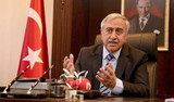 KKTC Cumhurbaşkanlığı seçimlerini kaybeden Mustafa Akıncı siyasi hayatını noktaladı