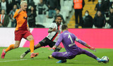 Muslera, Galatasaray taraftarını çıldırttı!