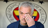Ali Koç-Mourinho zirvesinde çarpıcı sonuç; Alınan son karar merak ediliyor