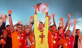 Galatasaray, 25. şampiyonluk kupasını aldı! Yenikapı'da taraftar rekoru kırıldı