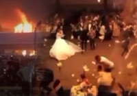 Düğünde facia! Havai fişeklerden yangın çıktı, ortalık savaş alanına döndü! 113 kişi hayatını kaybetti!