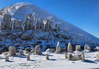 Nemrut Dağı beyaza büründü