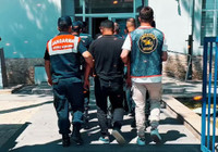 Kayseri'de köpek dövüştüren 8 kişiye gözaltı
