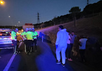 Eyüpsultan'da motosiklet hafriyat kamyonu ile çarpıştı