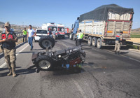 TIR’ın çarptığı traktör ikiye bölündü: 2 yaralı