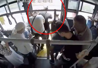 Otobüs şoförü, rahatsızlanan yolcuyu hastaneye yetiştirdi