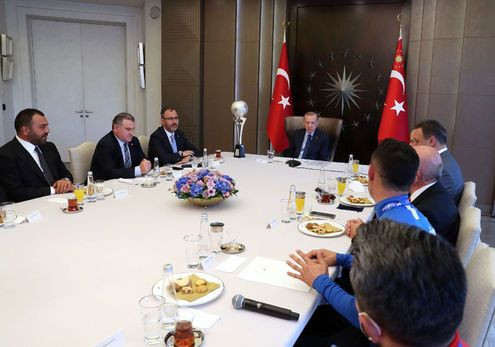Cumhurbaşkanı Erdoğan, Ampute Futbol Milli Takımı'nı kabul etti - Resim : 1