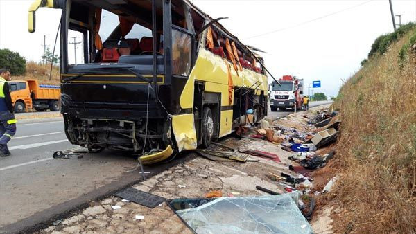 Bandırma'da feci otobüs kazası: 4 ölü 42 yaralı! - Resim : 1