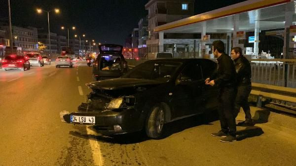 Şile'de aşırı hızlı olduğu iddia edilen otomobil takla attı - Resim : 1