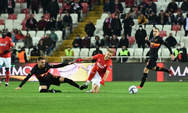 Galatasaray Sivasspor'a 1-0 mağlup oldu! - Resim : 3