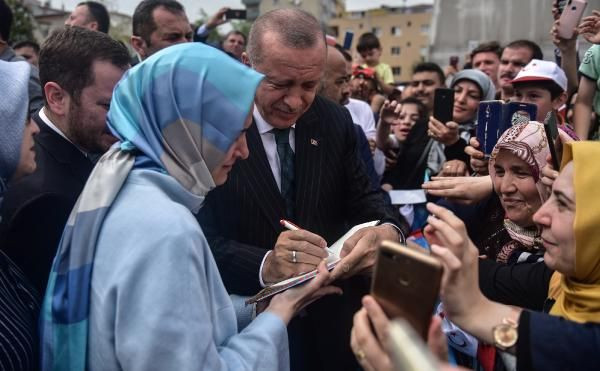 Erdoğan'dan İmamoğlu'na: Seçilse bile vitrin süsü olarak kalacak - Resim : 1