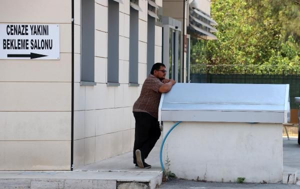 Antalya'da evin balkonundan düşen 2,5 yaşındaki Mehmet hayatını kaybetti - Resim : 1