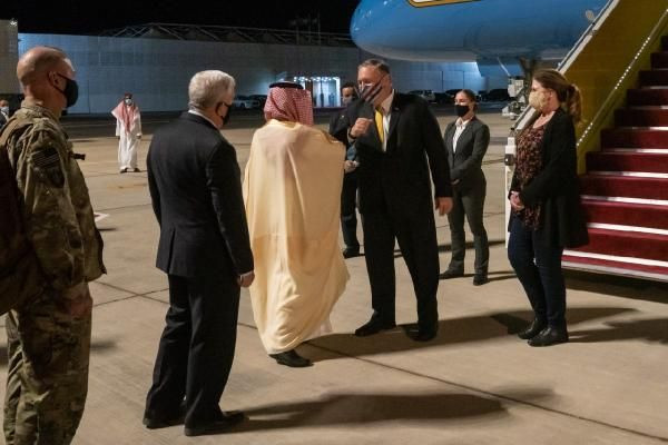 Netanyahu Suudi Arabistan'a giderek Veliaht Prens Bin Selman'la görüştü! - Resim : 1