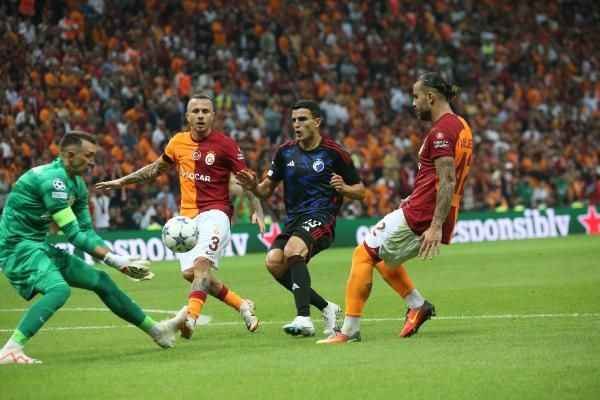 UEFA Şampiyonlar Ligi | Galatasaray 2-2 Kopenhag - Resim : 3