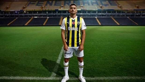Fenerbahçe Cengiz Ünder'i KAP'a bildirdi! Milli yıldızın maliyeti belli oldu - Resim : 1