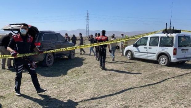 Konya'da Türk Yıldızları'na ait uçak düştü! Pilot şehit oldu - Resim : 1