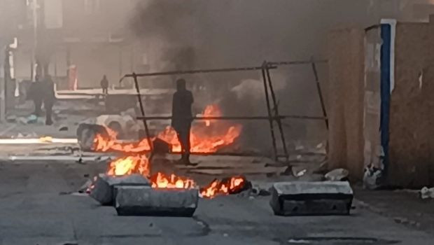 Van'da hava gergin!  Protesto eylemleri bugün de devam ediyor - Resim : 3