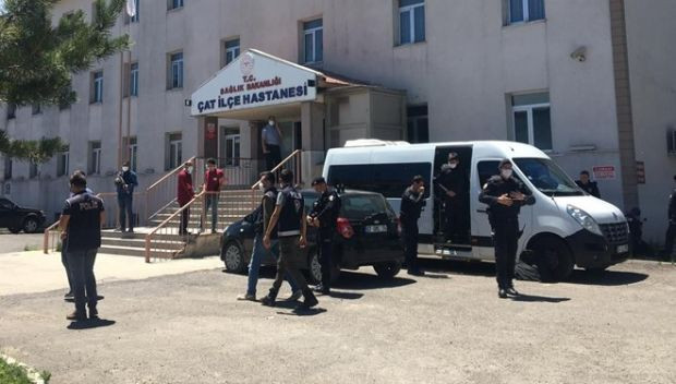 Erzurum'da husumetli aileler çatıştı! 5 kişi hayatını kaybetti - Resim : 1