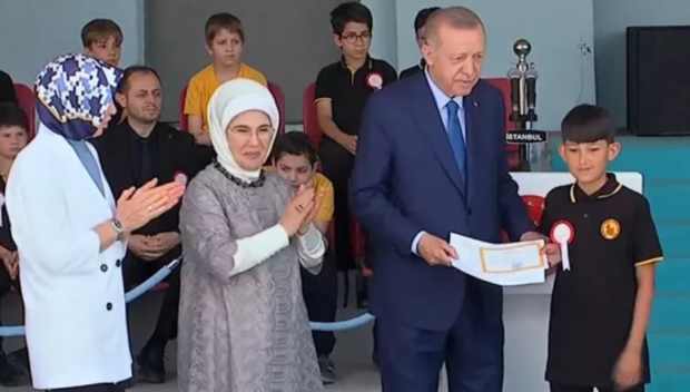 18 milyon öğrencinin karne heyecanı... Erdoğan: Bütçemizde aslan payını daima eğitime verdik - Resim : 2