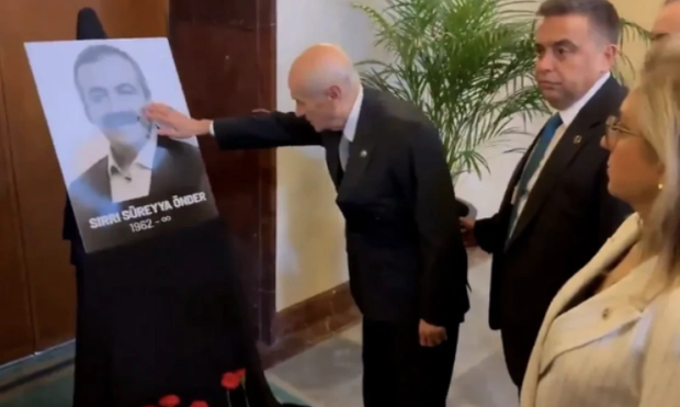 TBMM'de Sırrı Süreyya Önder anması... Devlet Bahçeli 99 gün sonra Meclis'te - Resim : 3