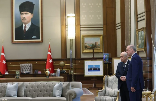 Erdoğan ve Bahçeli'den Beştepe'de 1 saatlik görüşme - Resim : 1