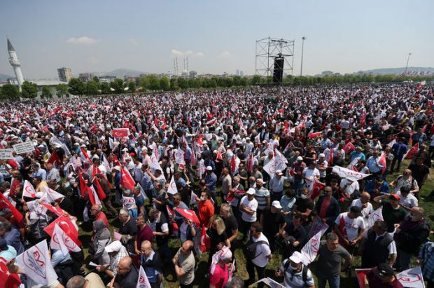 İstanbul'da EYT mitingi düzenlendi: "En güzel tepkimizi sandıkta göstereceğiz" - Resim : 2