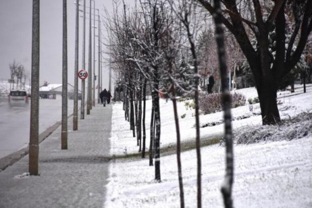 Ankara'ya lapa lapa kar yağıyor! - Resim : 3