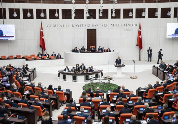 Cumhurbaşkanı Erdoğan: Meclis'in ışıkları yanıyorsa bu ülkenin sırtı yere gelmez - Resim : 1