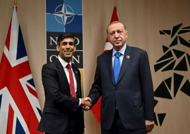 NATO zirvesi başladı! Cumhurbaşkanı Erdoğan'dan peş peşe kritik görüşmeler - Resim : 2
