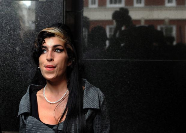 Amy Winehouse'u uyuşturucuya alıştıran eski eşinden para talebi - Resim : 2