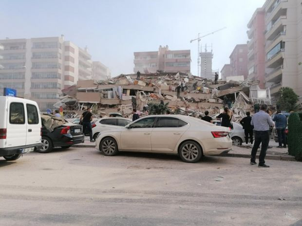 İzmir'de 6.6 büyüklüğünde deprem! Can kaybı 17'ye yükseldi! - Resim : 7