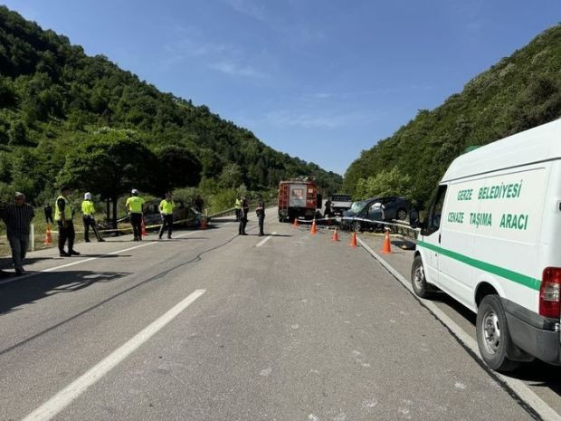 Sinop'ta feci kaza! İlk belirlemeye göre 4 ölü! - Resim : 1