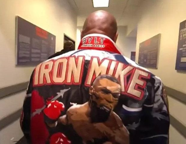 Dünya bu karşılaşmaya odaklanmıştı: Mike Tyson ve Jake Paul boks maçı sona erdi! - Resim : 1