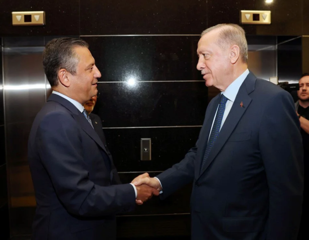 Cumhurbaşkanı Erdoğan ile Özgür Özel görüşmesi sona erdi! - Resim : 1