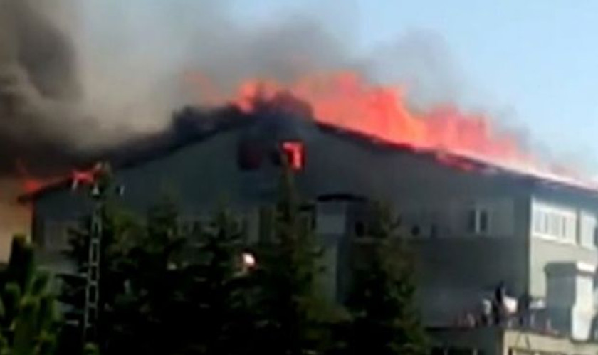 Konya'da silah fabrikasında yangın - Resim : 1