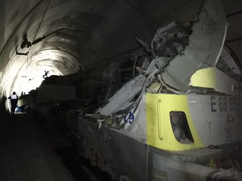 Bilecik'te tren kazası: 2 makinist hayatını kaybetti! - Resim : 1