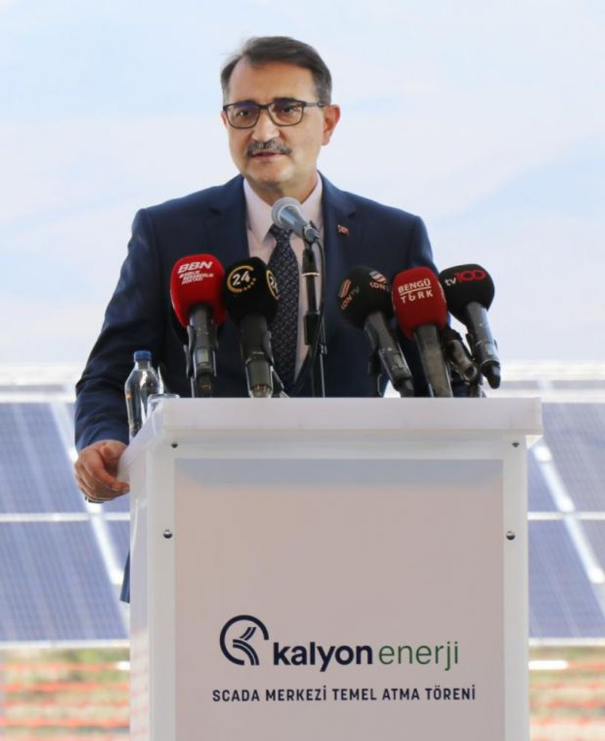Bakan Dönmez: Türkiye yenilenebilir enerjinin merkezi olacak - Resim : 1
