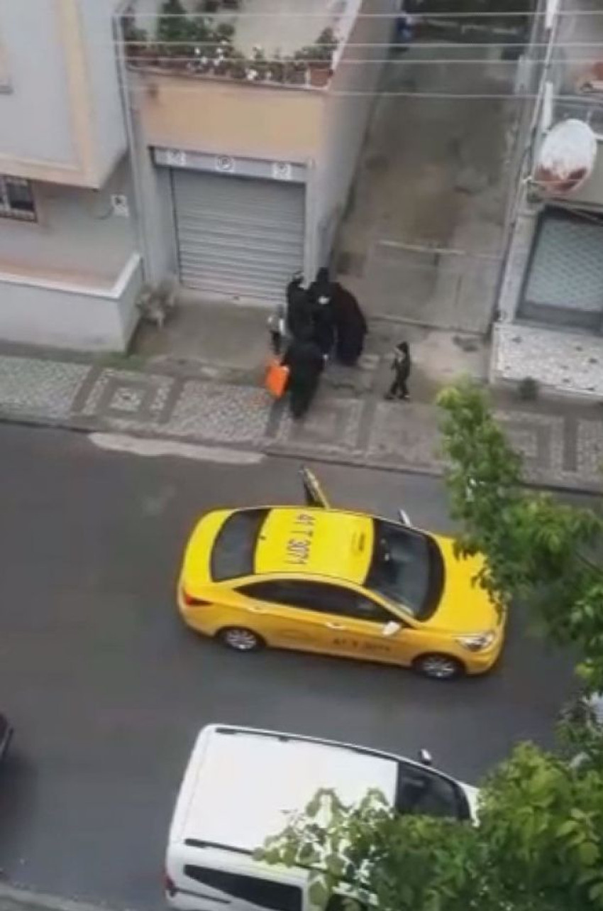 Kocaeli'de taksici doğum yapan kadını araçtan attı - Resim : 1