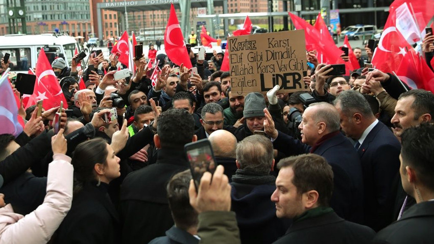 Gurbetçilerden Erdoğan'a sevgi seli!