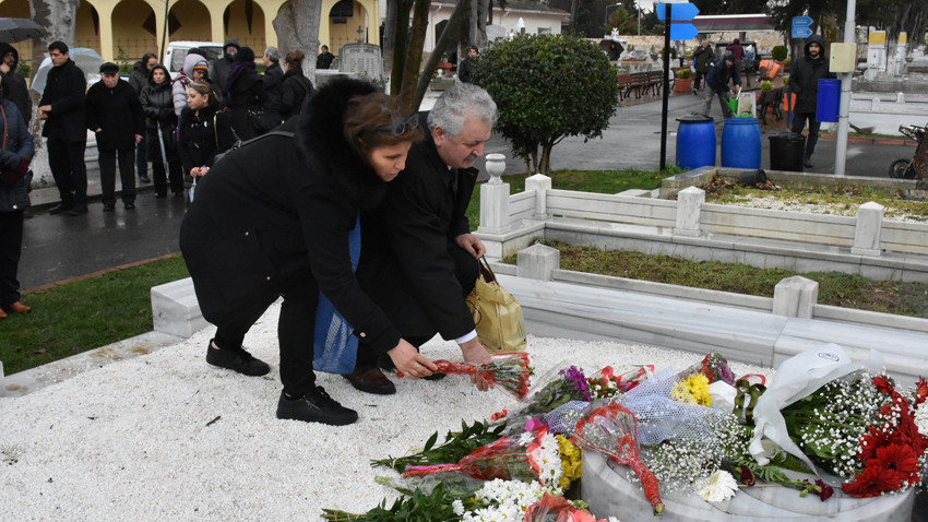 Hrant Dink mezarı başında anıldı...