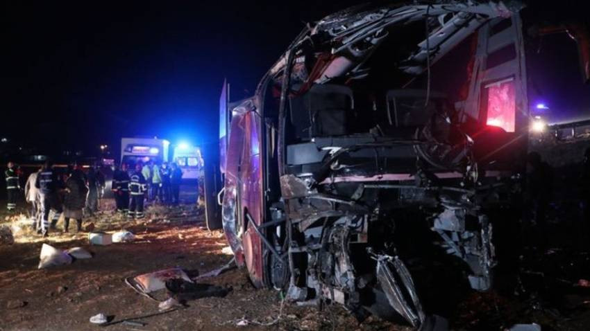 Irak Tan Samsun A Yolcu Tasiyan Otobus Sanliurfa Da Devrildi 32 Yarali Haber Detay