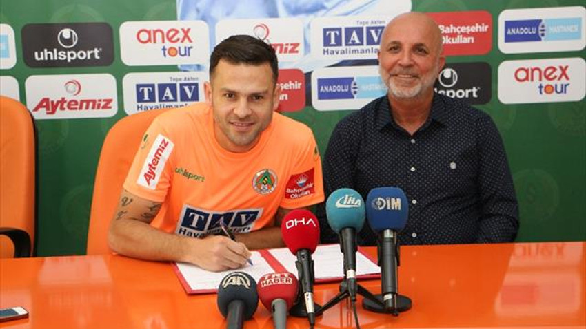 Eski Beşiktaşlı Bobo Alanyaspor’da