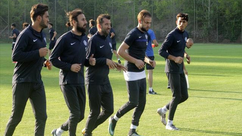 Adana Demirspor’da yeni sezonun ilk antrenmanı