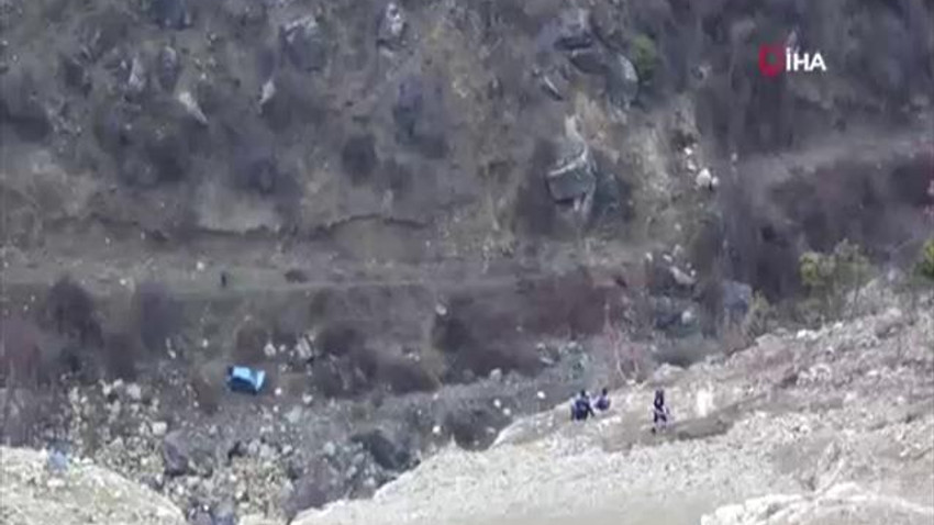 Kayıp 2 kişinin cansız bedeni uçurumda bulundu