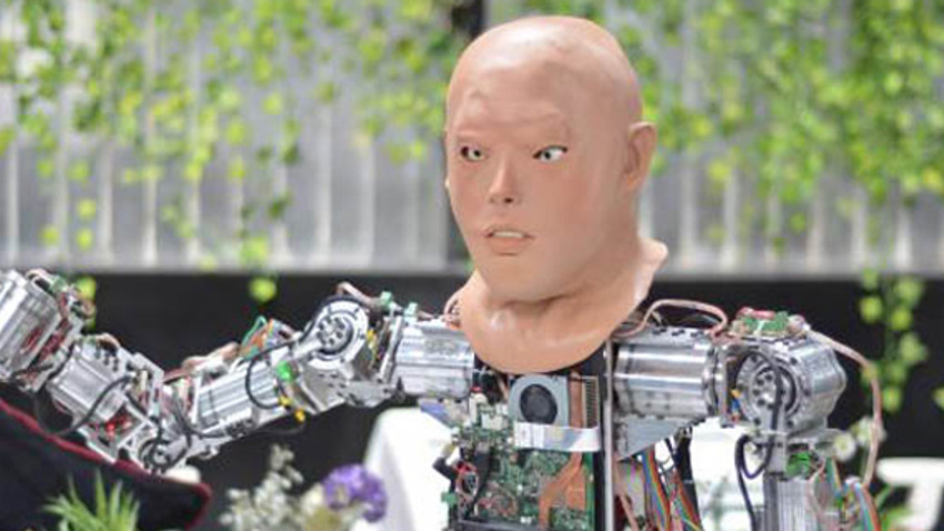 Konya'da üretilen robota yüz eklendi