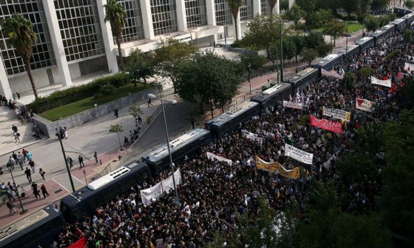 Yunanistan'da Altın Şafak kararı: Parti değil suç örgütü - Resim : 2